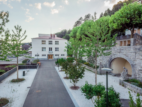 Groupe scolaire secondaire de Burghalde et rénovation de Burghalde 1 à Baden