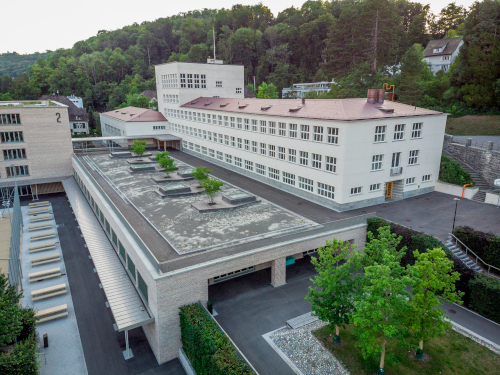 Groupe scolaire secondaire de Burghalde et rénovation de Burghalde 1 à Baden