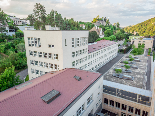 Groupe scolaire secondaire de Burghalde et rénovation de Burghalde 1 à Baden